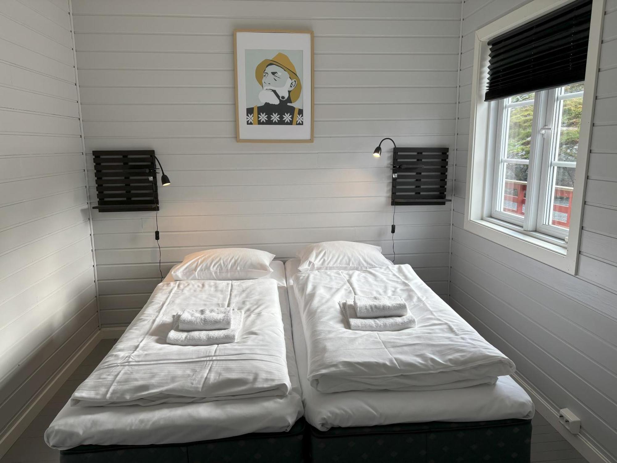 Buodden Rorbuer - Fisherman Cabins Sorvagen Exterior photo