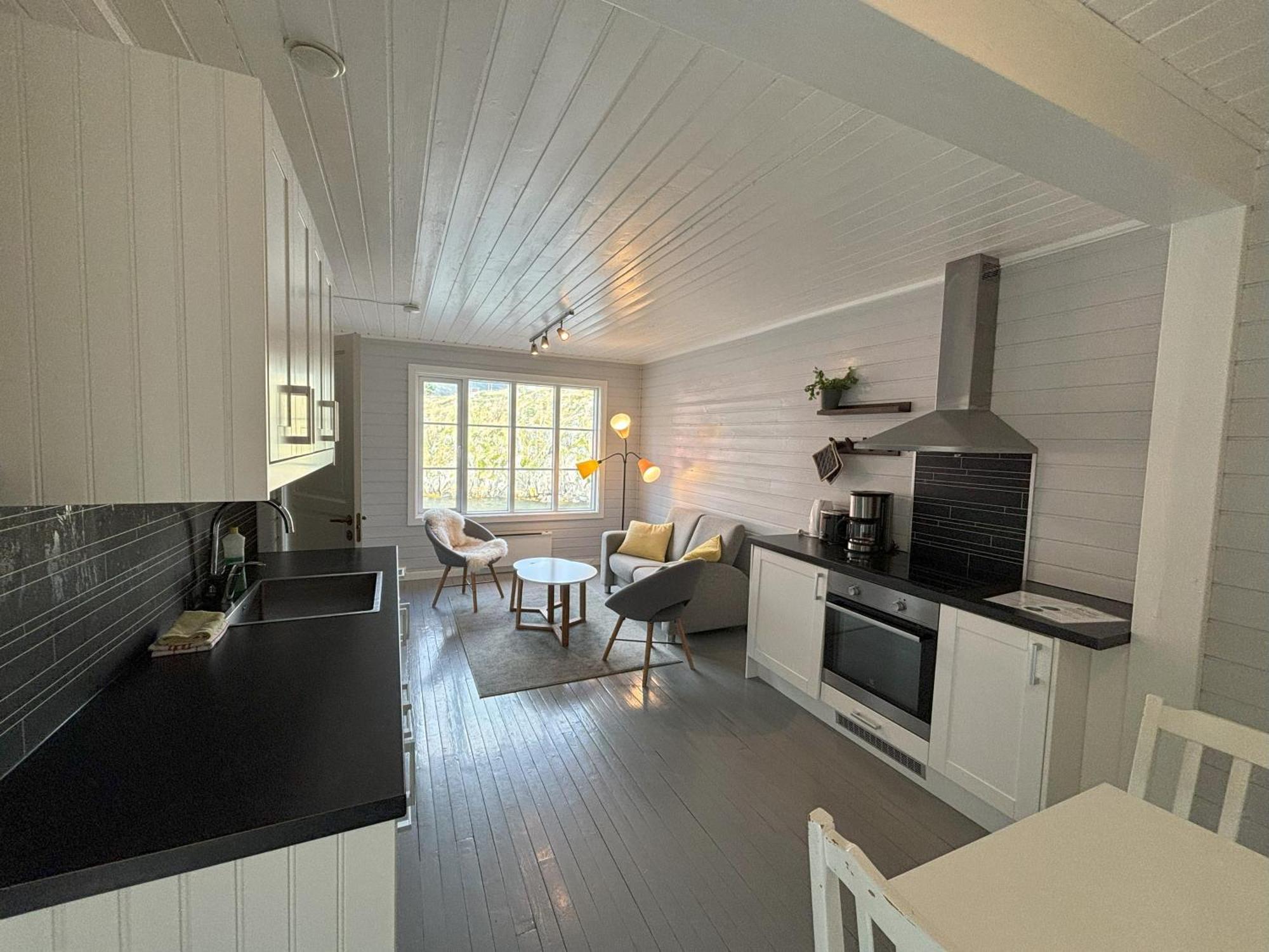 Buodden Rorbuer - Fisherman Cabins Sorvagen Exterior photo